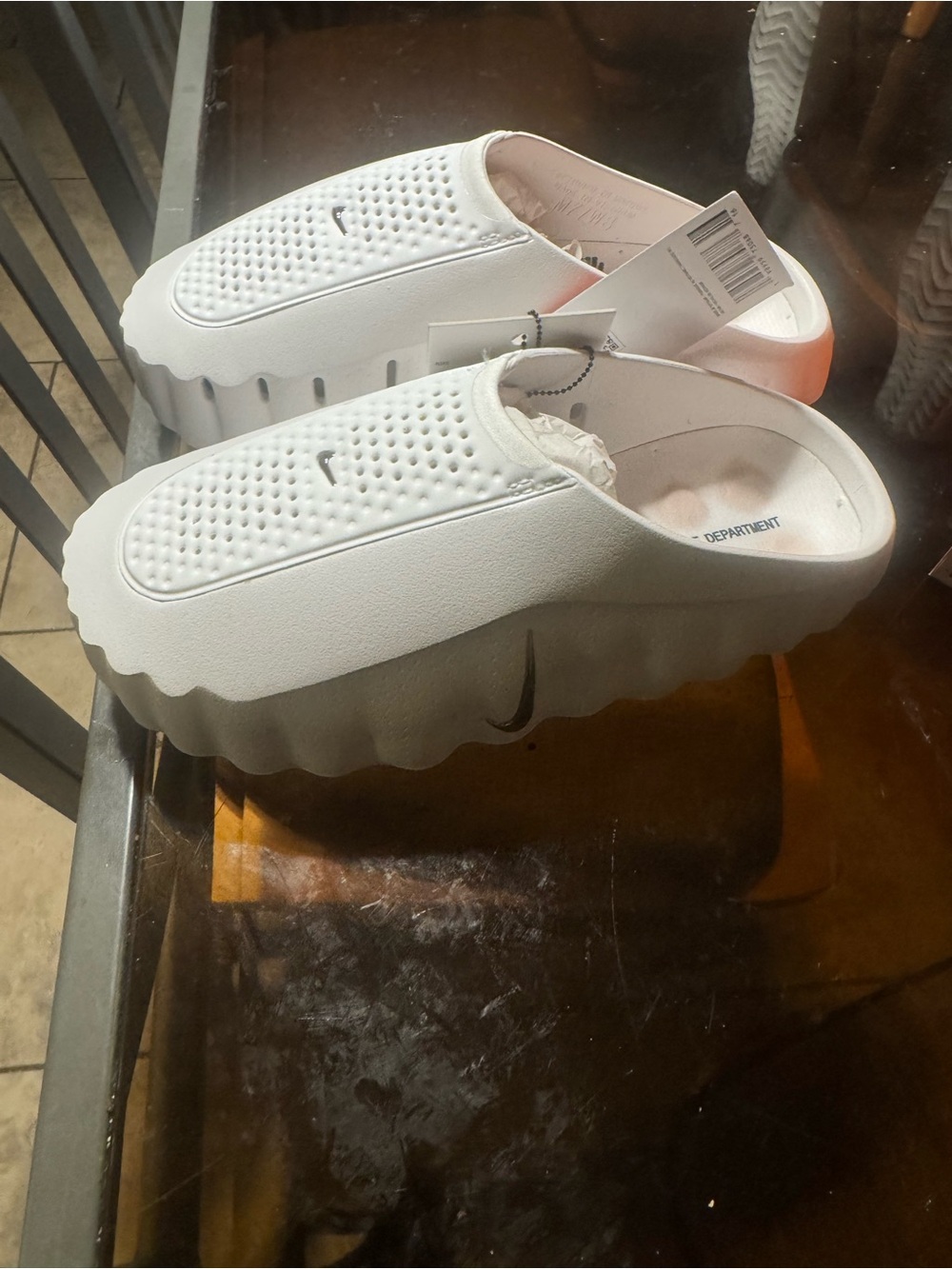 Nike mind 001 Clog with Scalloped Sole and Subtle Swoosh